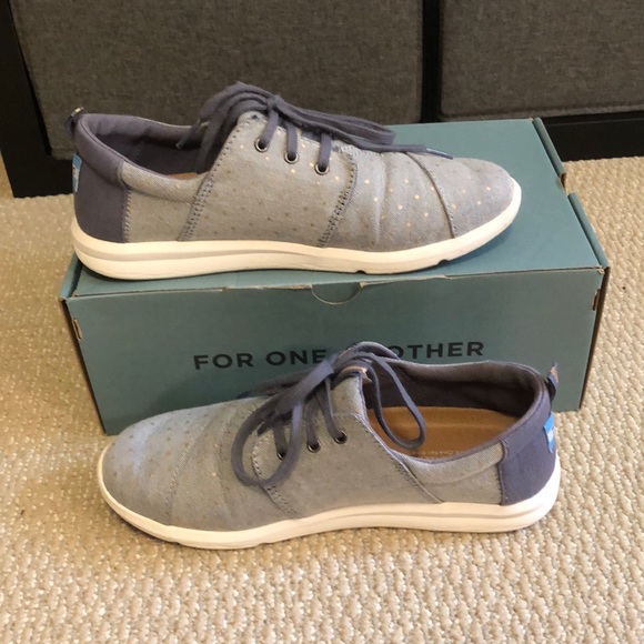 Toms - Picture 5 of 6